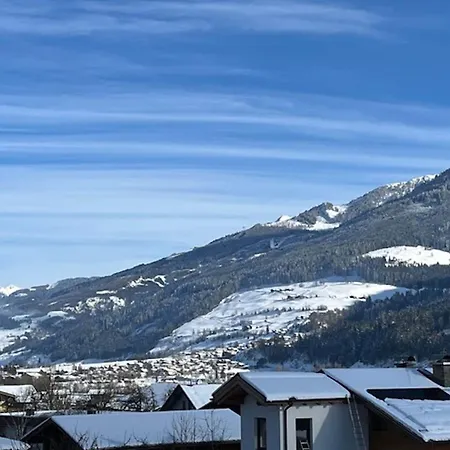 In Lengdorf Near Slopes 度假居 尼登希尔