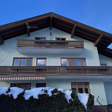 In Lengdorf Near Slopes 度假居